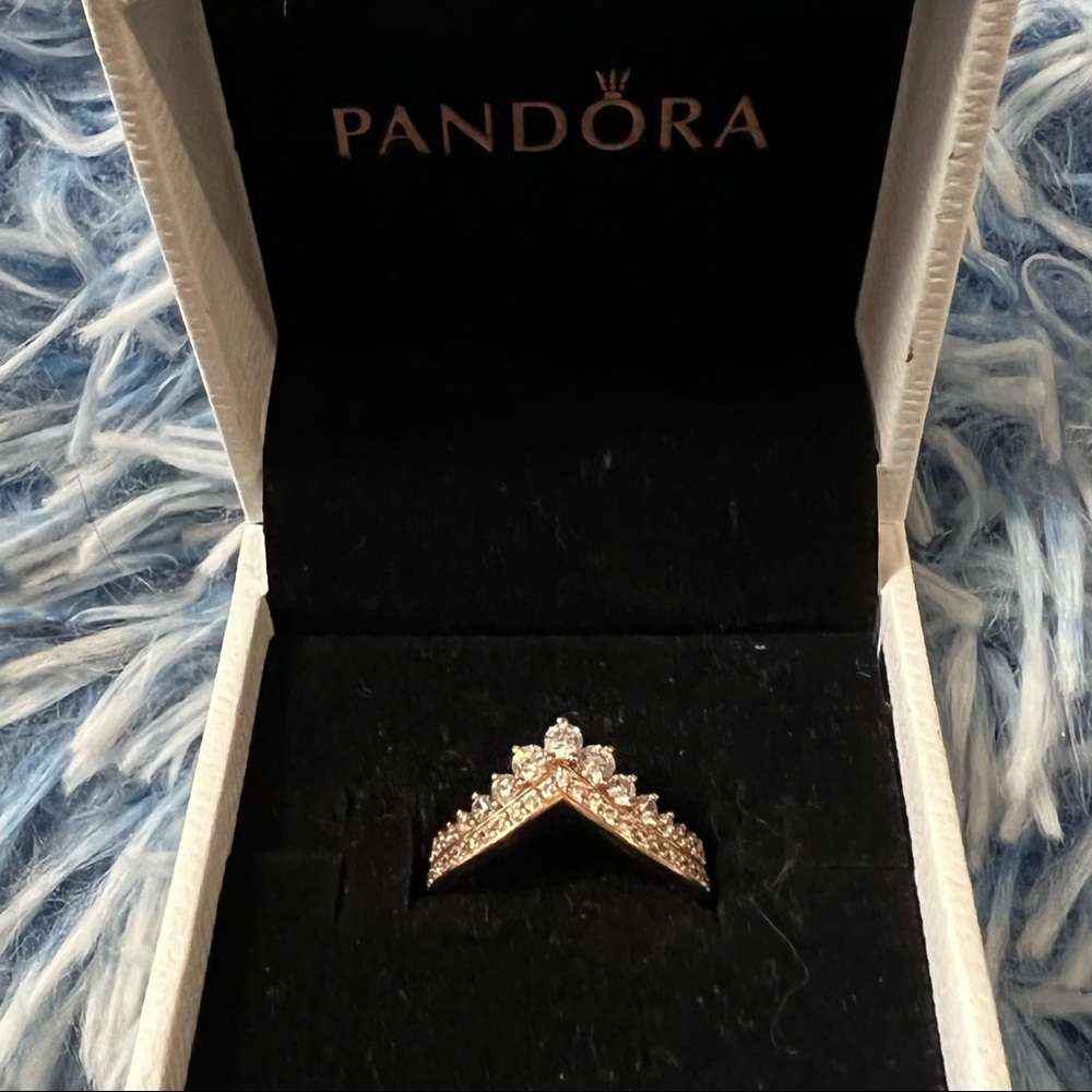 Pandora Timeless Wish Tiara Ring
